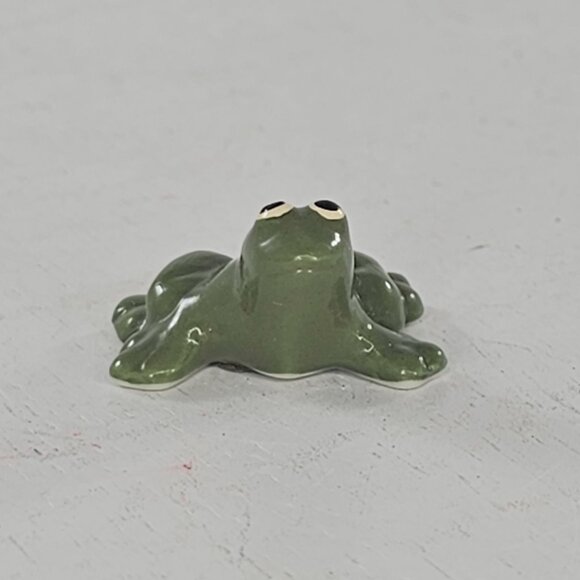 Bug House Frog Miniature Figurine Bone China Green Toad Collectible Decor - Picture 3 of 7